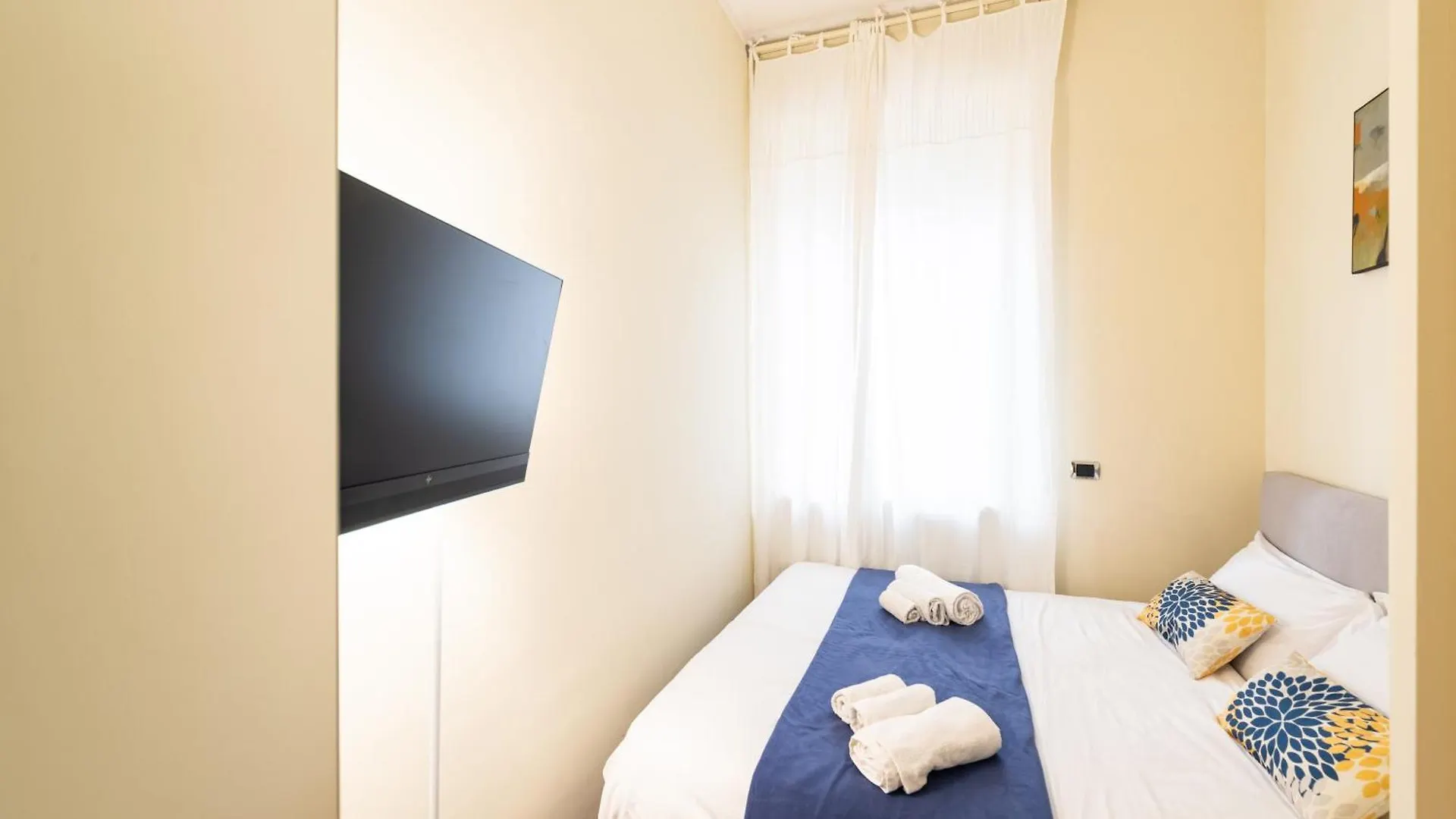 130 Sqm - Lima M1 - Elegant And Luxury Design Flat Apartment Milan 0*,  Italy